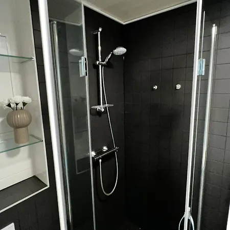 Cozy Penthouse Loft - Near The Airport Appartement *